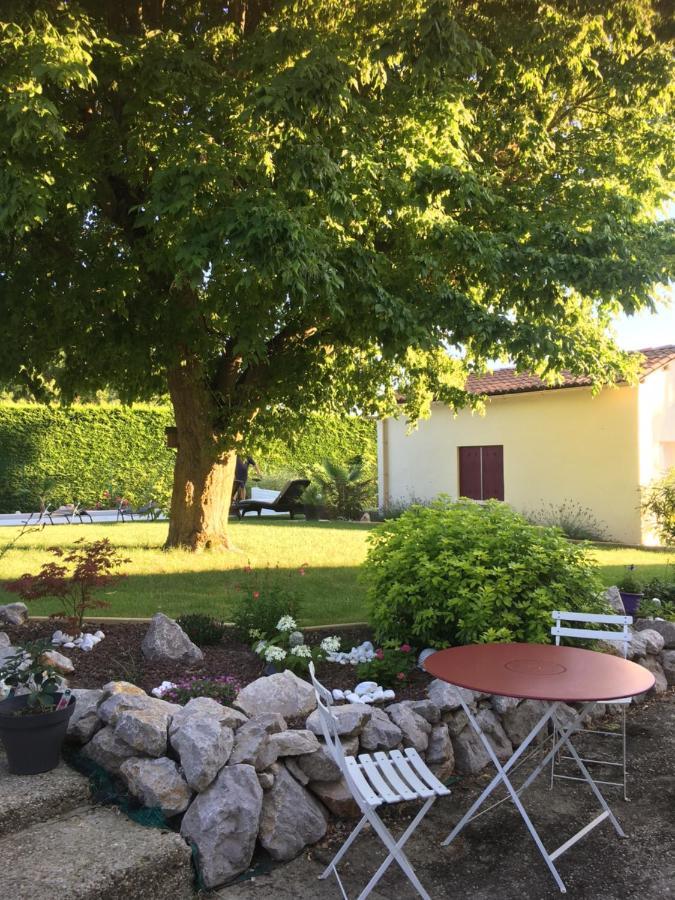 Bed and Breakfast Domaine De La Vigne Cadalen Екстер'єр фото