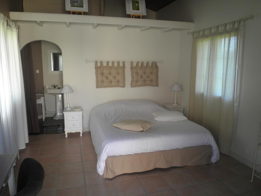 Bed and Breakfast Domaine De La Vigne Cadalen Екстер'єр фото