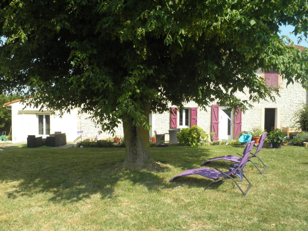 Bed and Breakfast Domaine De La Vigne Cadalen Екстер'єр фото